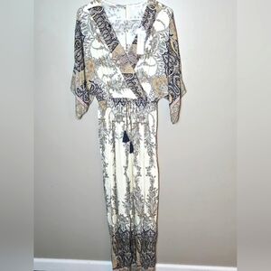 NWT Women's BlueIvy Boho Paisley Deep V-Neck Jumpsuit, Size Small